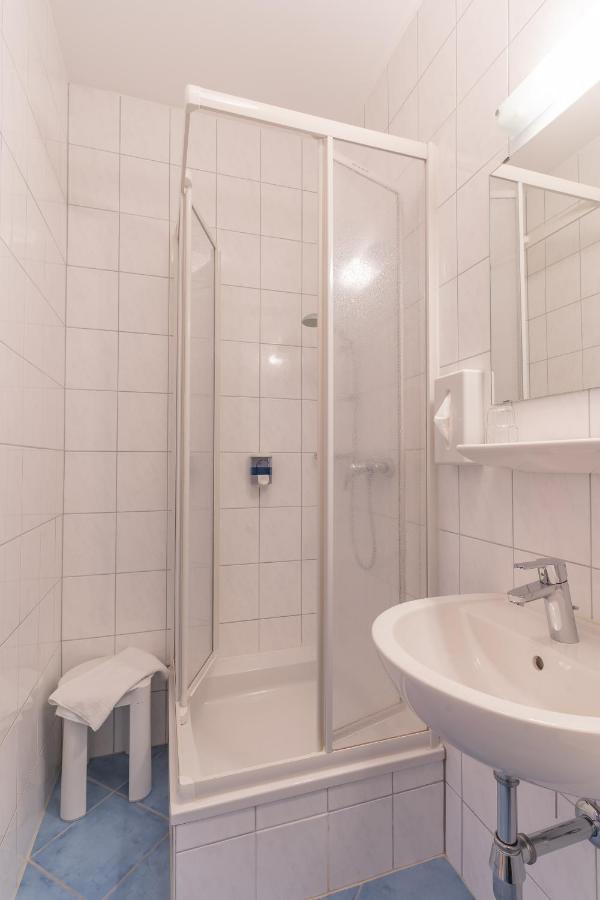 Hotel Kindler 2,0 Self-Check-In Leoben  Exterior photo