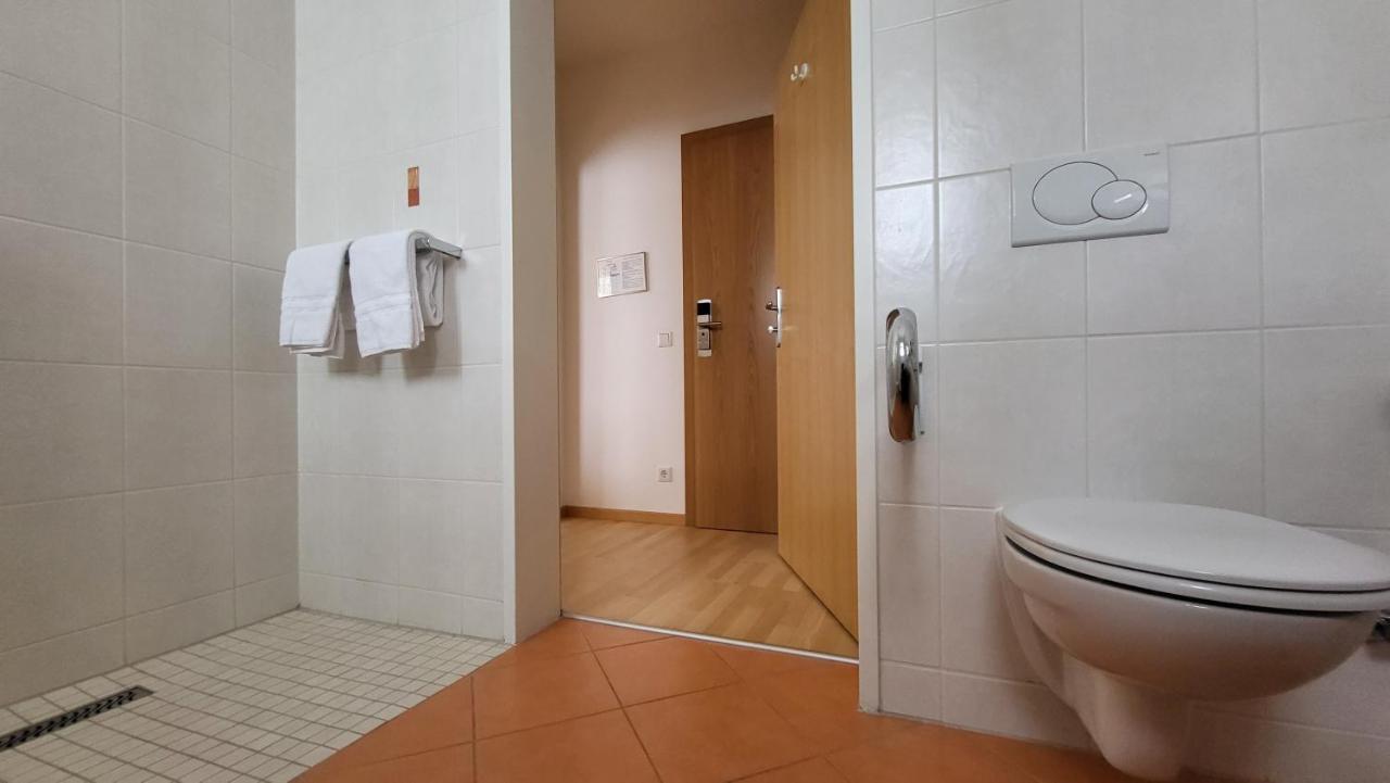 Hotel Kindler 2,0 Self-Check-In Leoben  Exterior photo